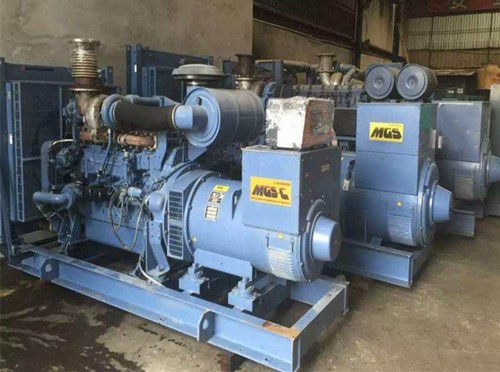 阳城发电机组带负载降电压是什么原因照成的？