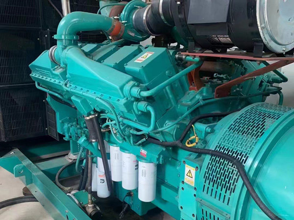 阳城更换100kW柴油发电机组机油时，需要注意哪些事项？